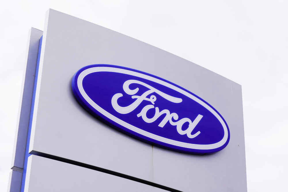 Ford Recalls Over 90,000 Vehicles Due To Risk of Engine Failure, Power