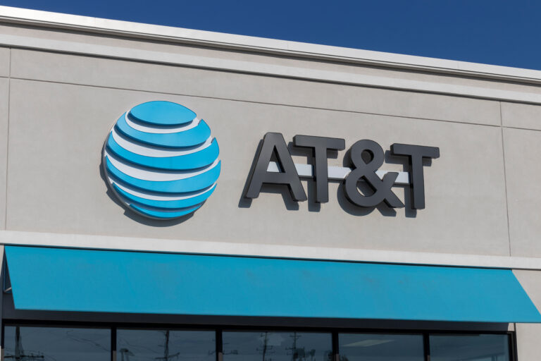 AT&T Class Action Lawsuit Alleges Security Failures Led to Release of